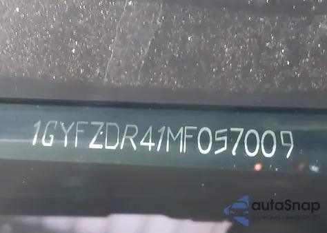 2021 Cadillac Xt4 Awd Premium Luxury z USA, uszkodzony, nr VIN 1GYFZDR41MF057009